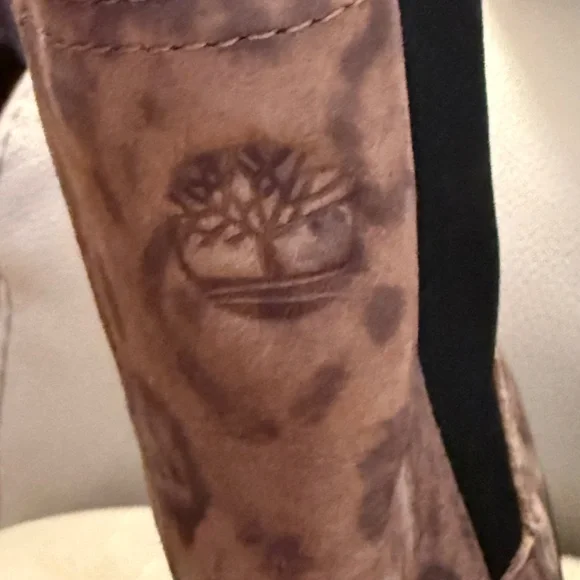 Timberland Women's Leopard Print Chelsea Boots - Picture 7 of 7